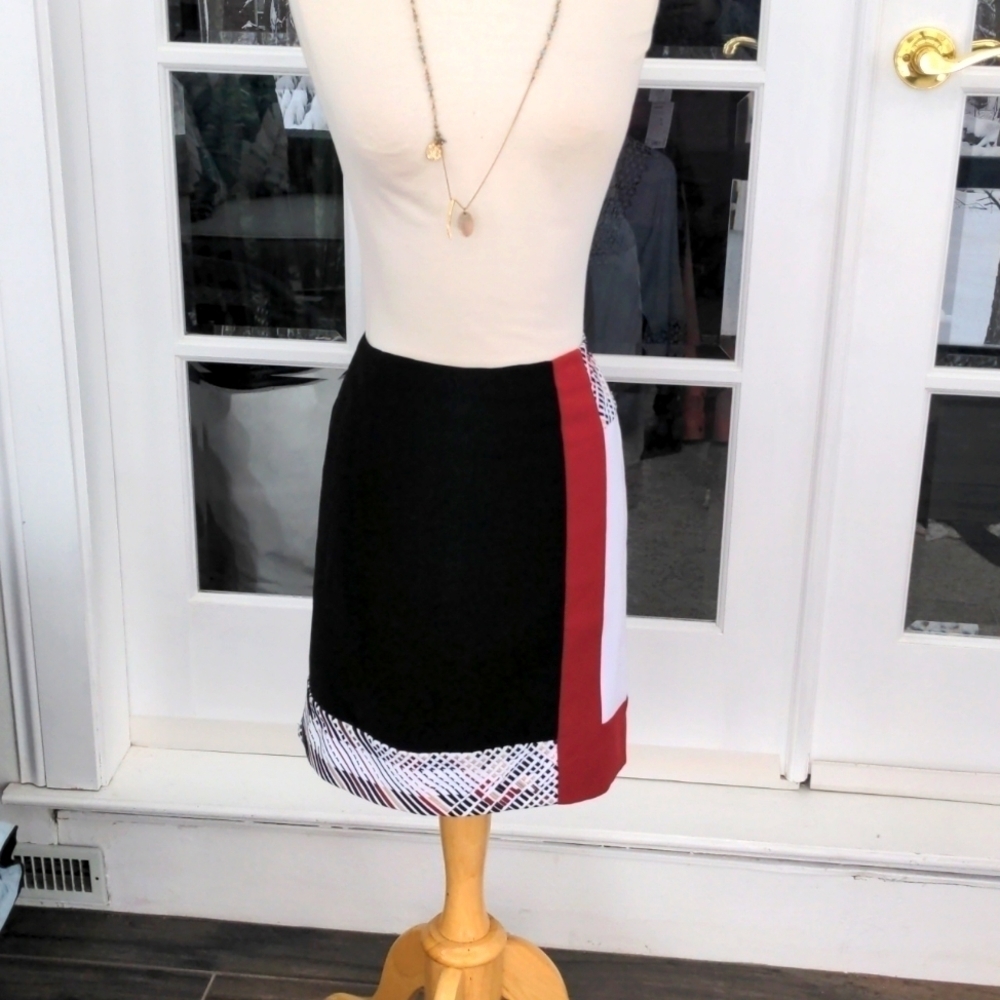 White House Black Market Abstract Color Block Embroidered Pencil Skirt Size 2
